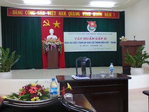 Chi đoàn Sở Kế hoạch và Đầu tư hưởng ứng “Liên hoan thanh niên Việt Nam - Trung quốc lần thứ II, năm 2013”